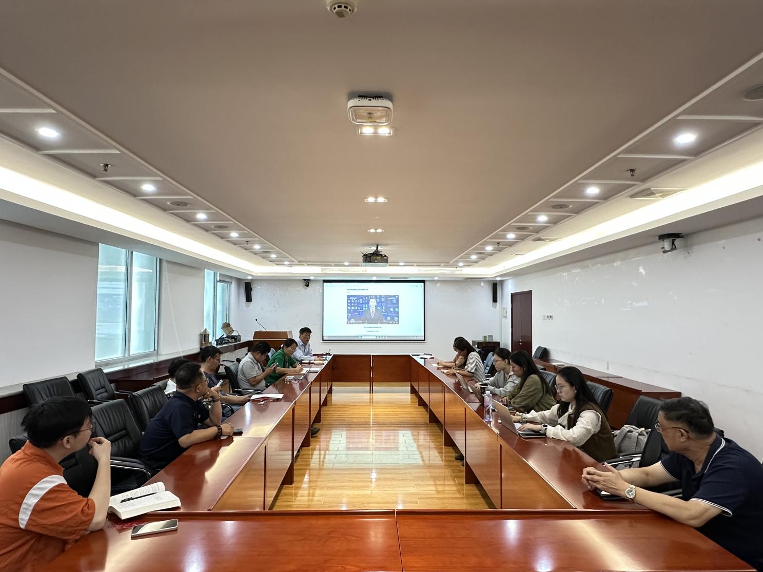 d50bf463436f1c198f7b186f51d5014c